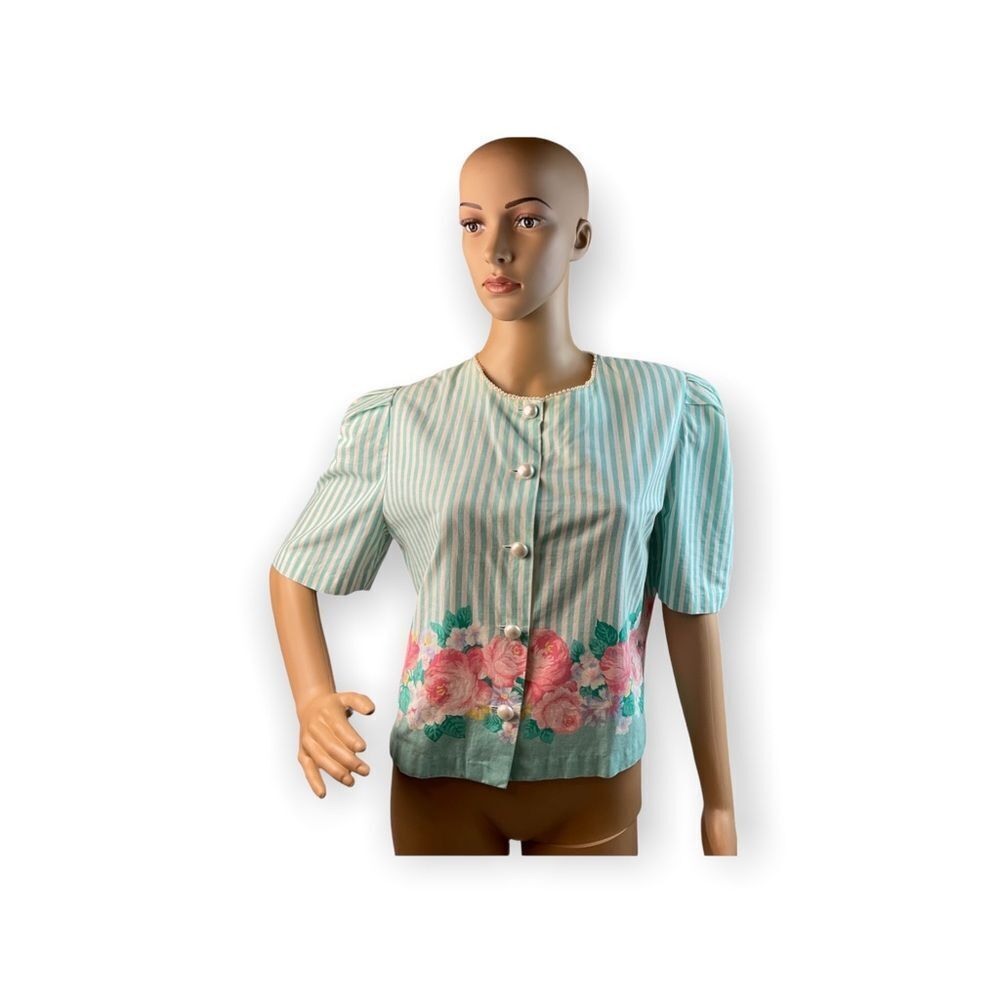 WILDFLOWER COLLECTION BY JC Penney WOMEN’S VINTAGE GREEN FLOWER SHIRT.SIZE M.